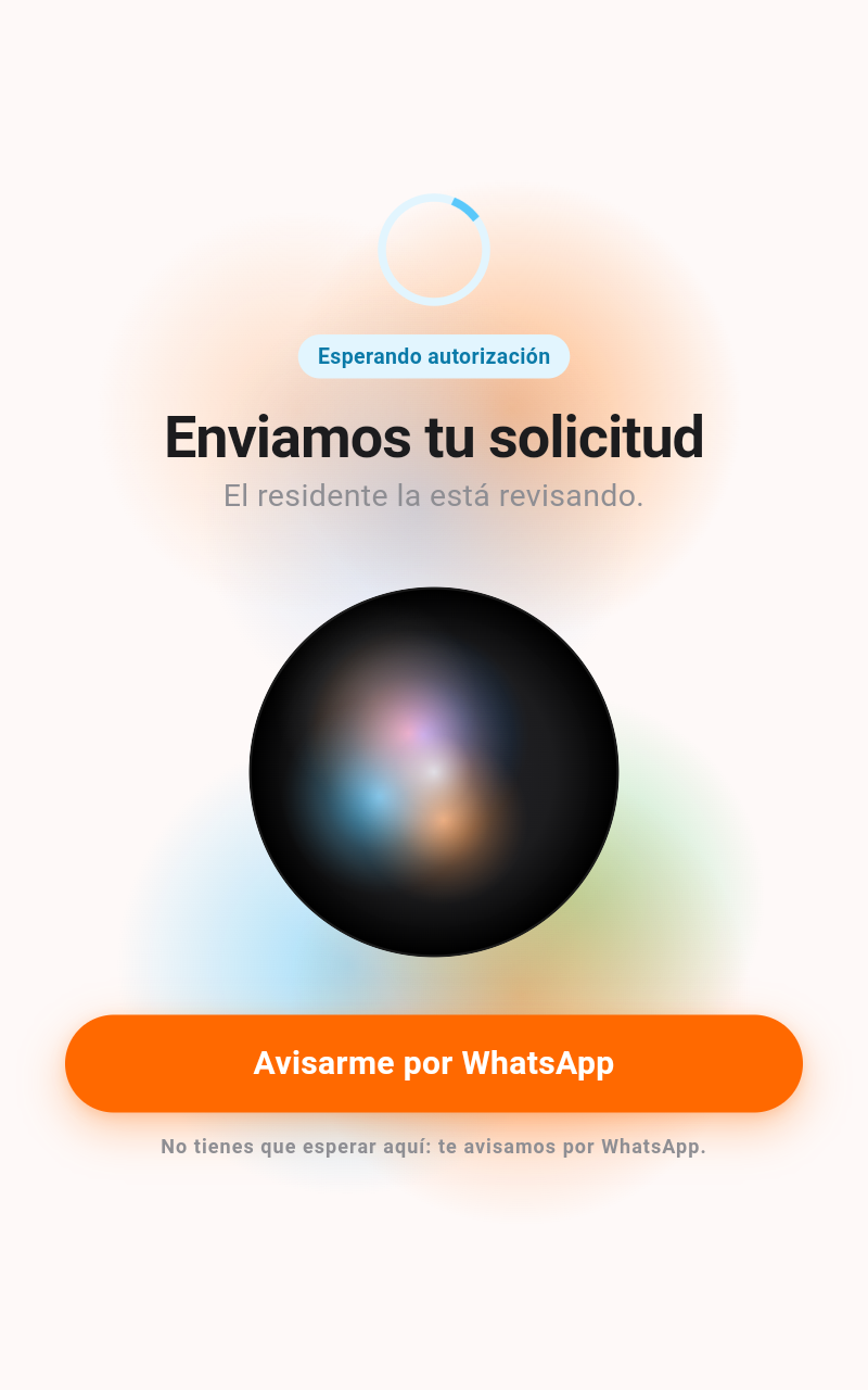 Pantalla del kiosko «Enviamos tu solicitud», esperando autorización